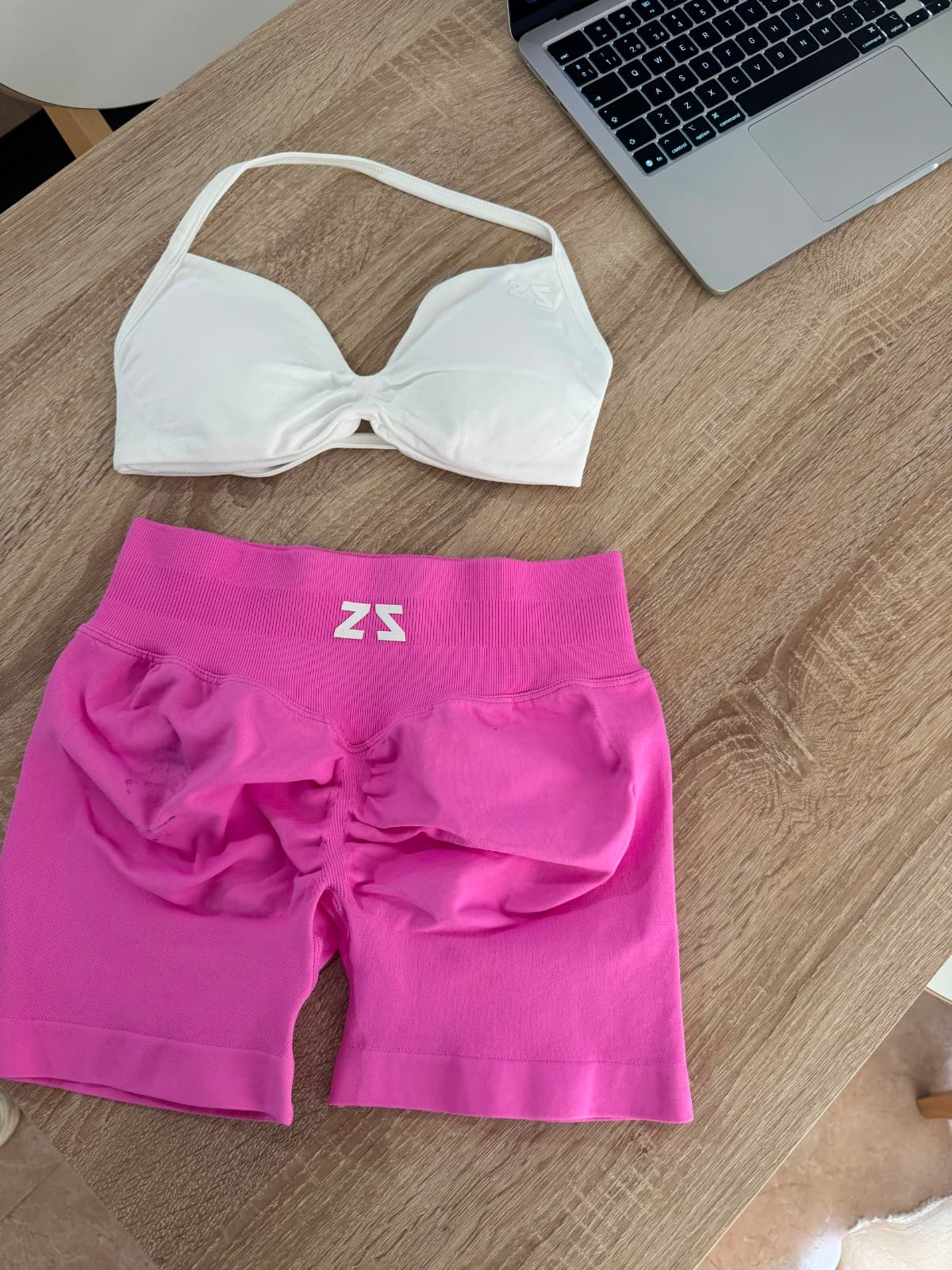 Conjunto top + short Mujer